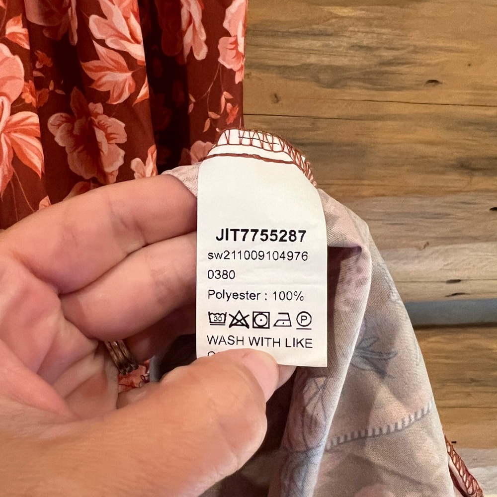 Emory Rose Allover Floral Print Dress - Picture 5 of 5